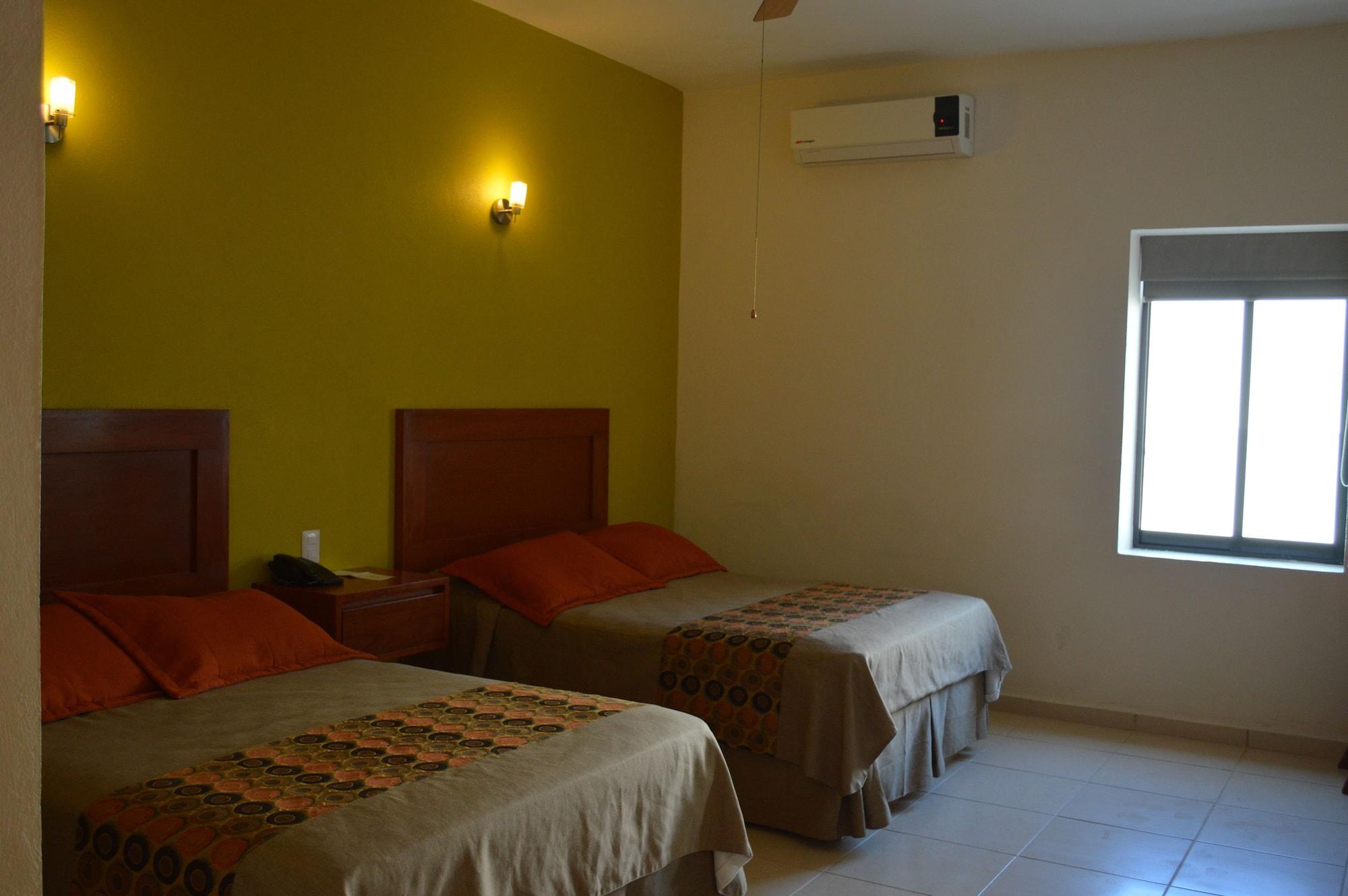 Concierge Plaza La Villa Colima Eksteriør bilde