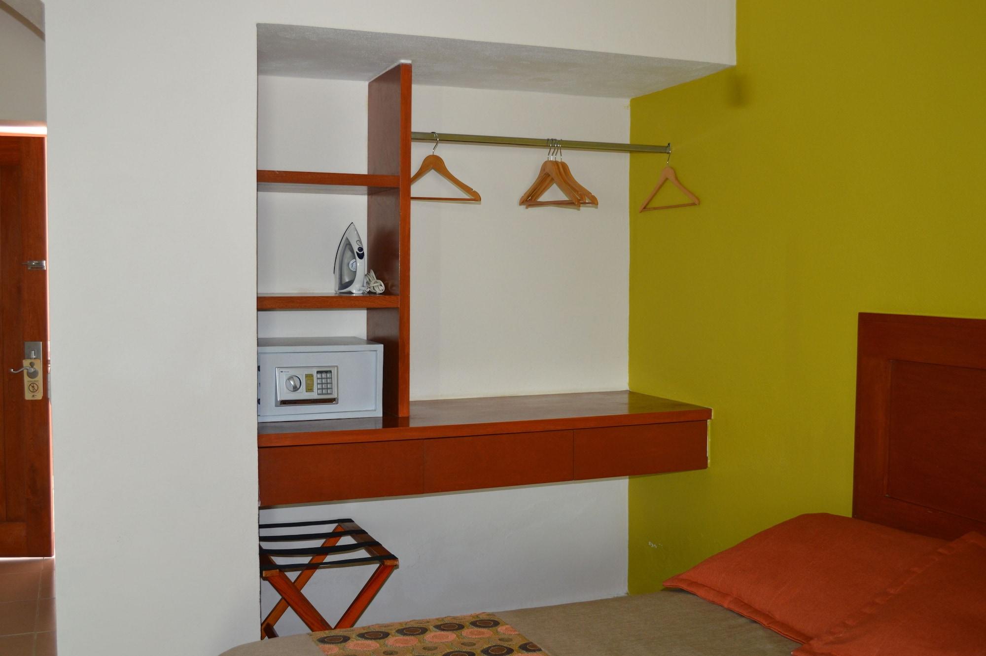 Concierge Plaza La Villa Colima Eksteriør bilde