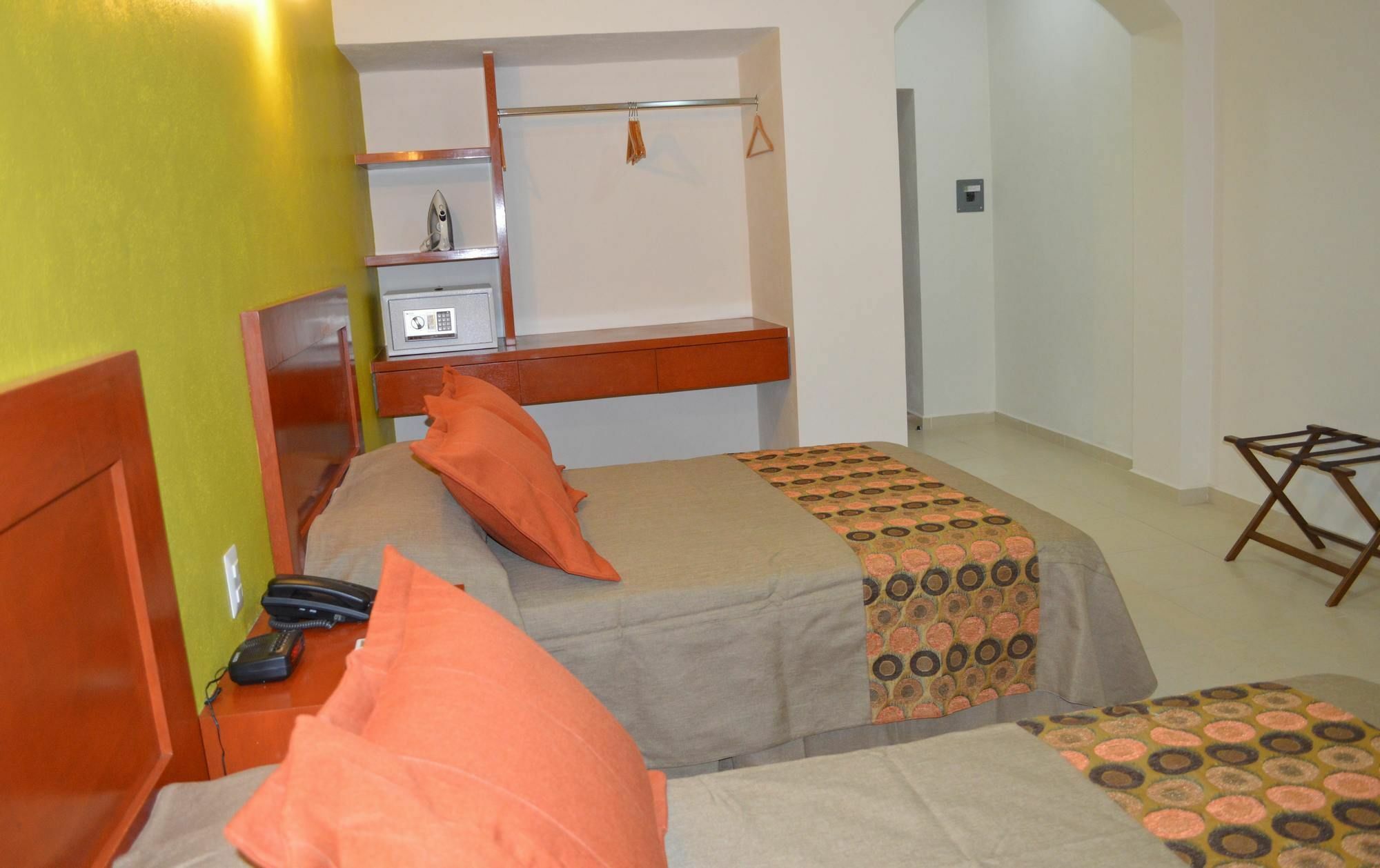 Concierge Plaza La Villa Colima Eksteriør bilde