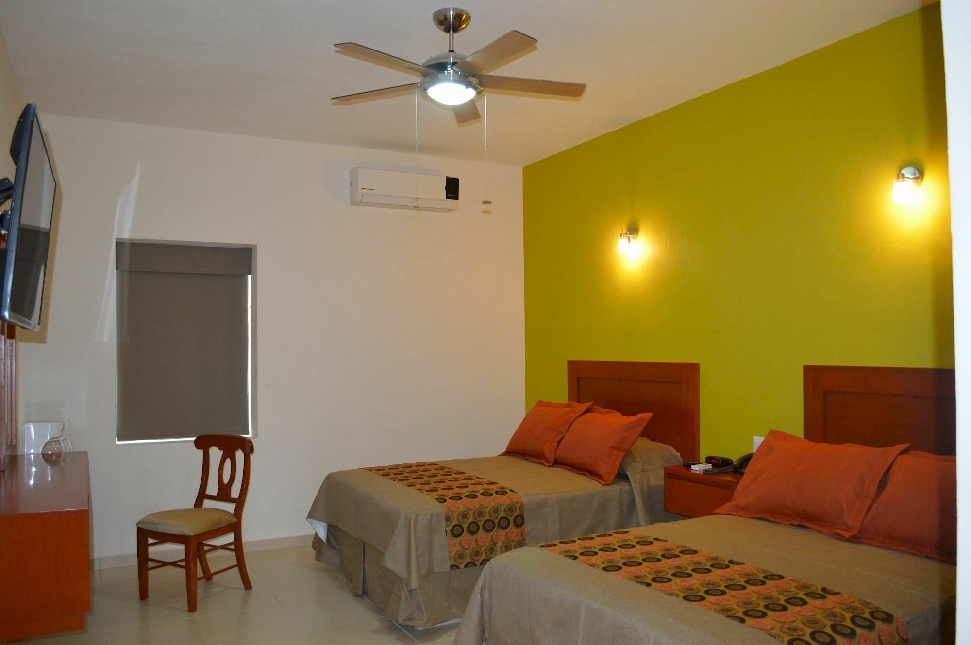Concierge Plaza La Villa Colima Eksteriør bilde