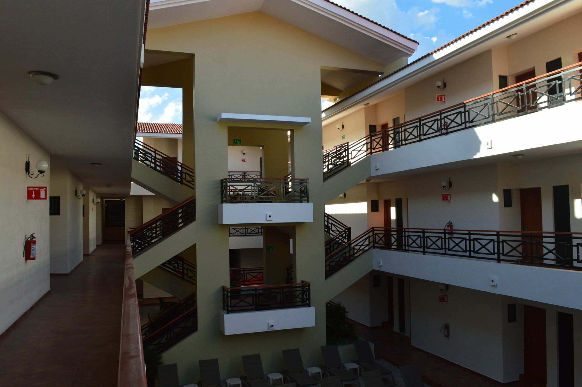 Concierge Plaza La Villa Colima Eksteriør bilde