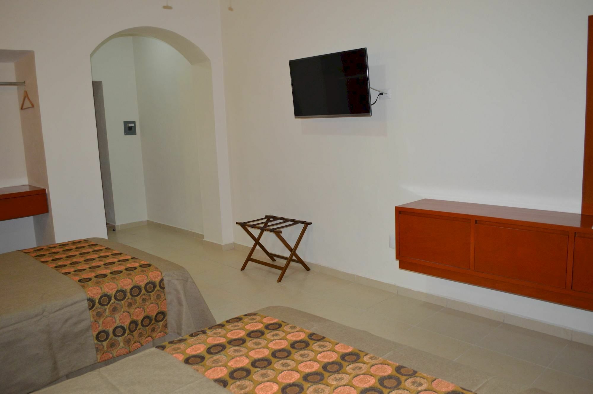 Concierge Plaza La Villa Colima Eksteriør bilde